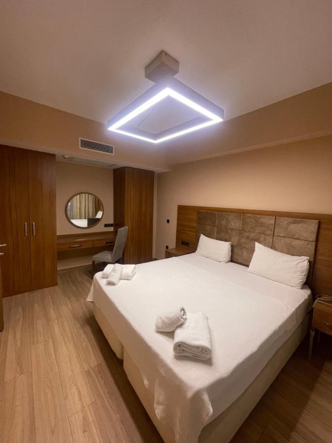 Classes Hotel Airport Istanbul Exteriör bild