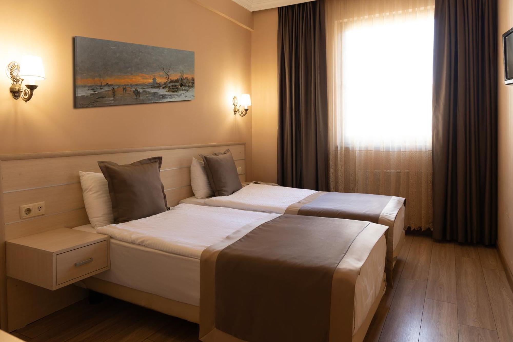 Classes Hotel Airport Istanbul Exteriör bild