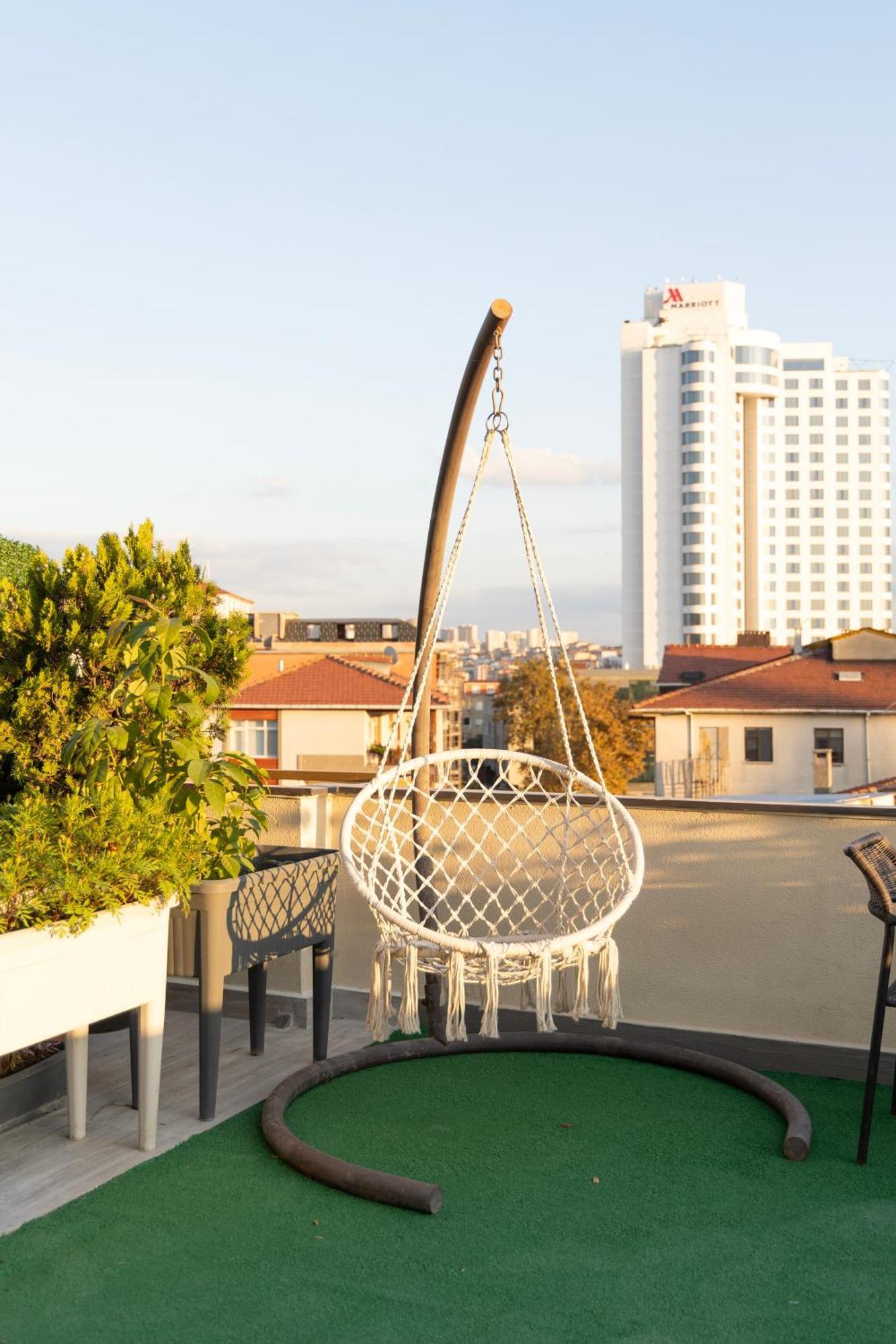 Classes Hotel Airport Istanbul Exteriör bild